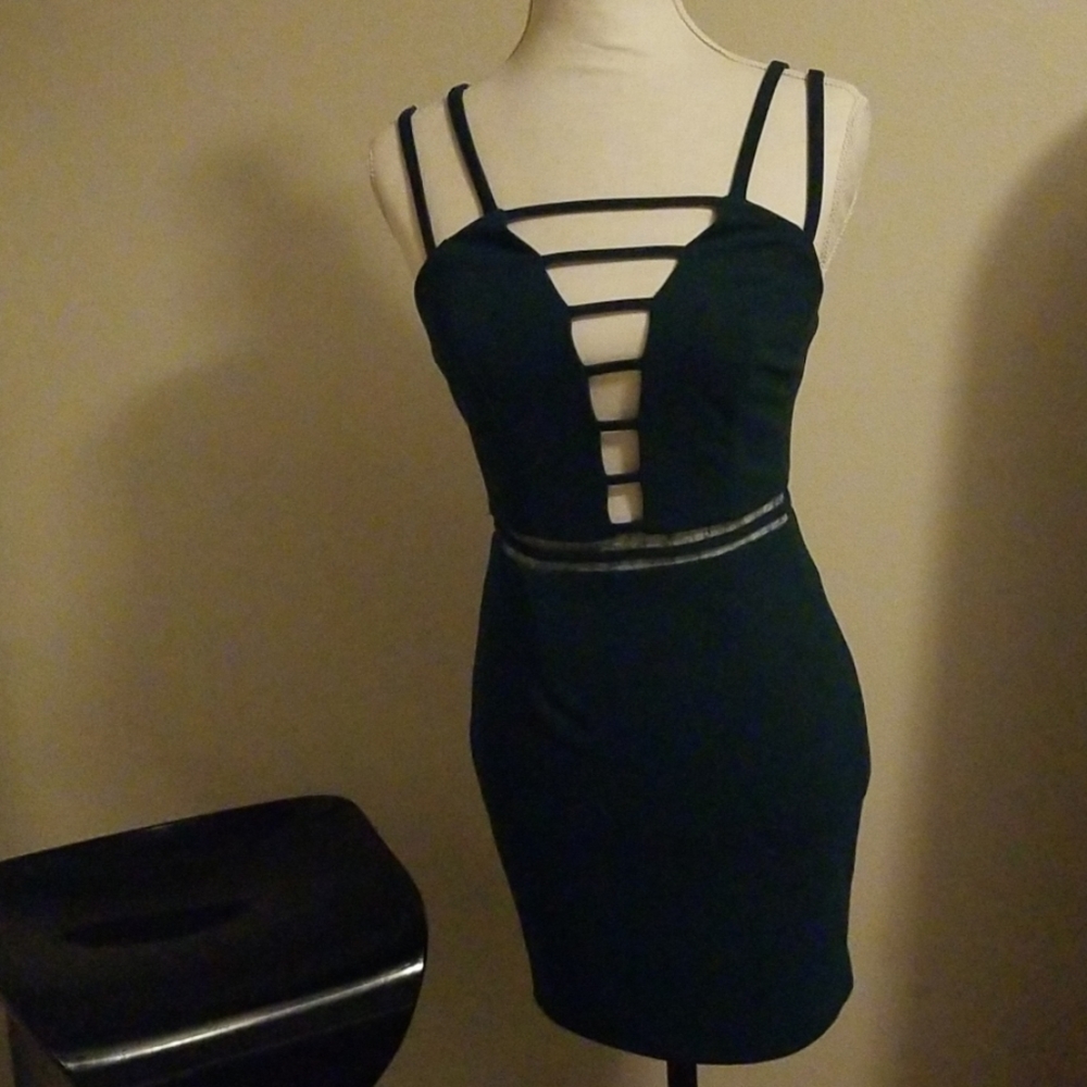 Gorgeous party dress!